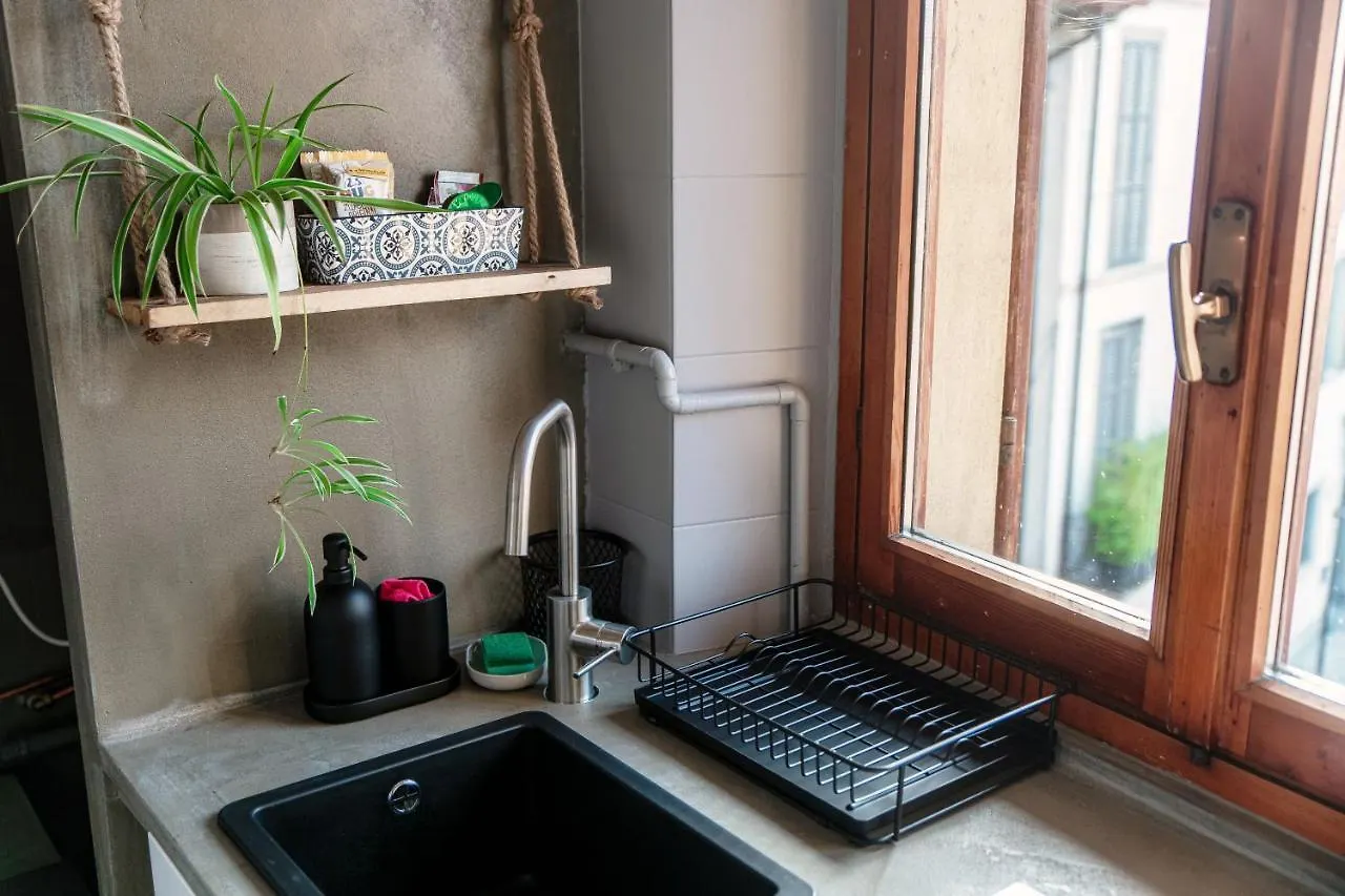 Apartment Piazza Roma By Quokka 360 - Historic Flat In The Centre Of Como